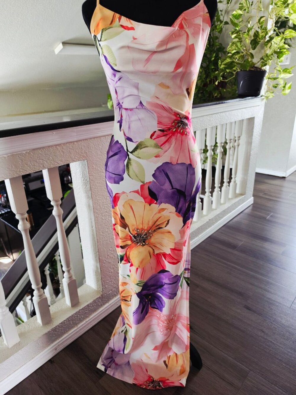 IRIS Maxi Dress With Floral print Size S NWOT - Picture 7 of 7